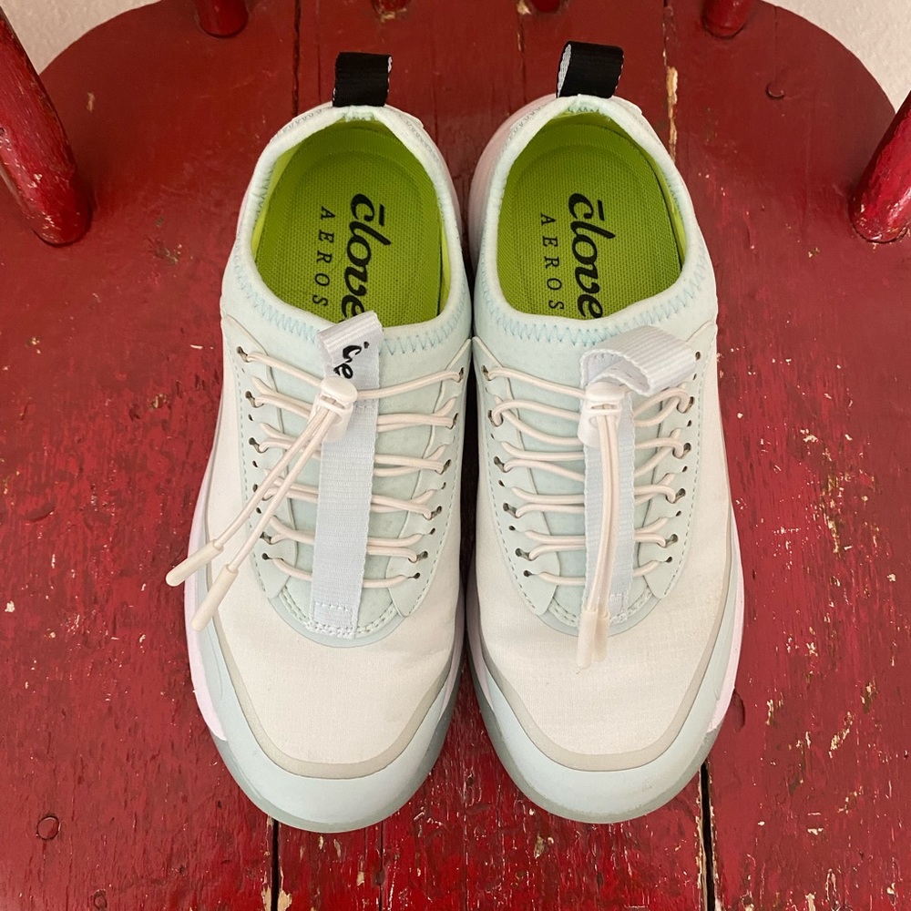 Limited Edition Clove Aeros Vapor Nursing Shoes. Water Resistant. Size 6.5 - Picture 2 of 5